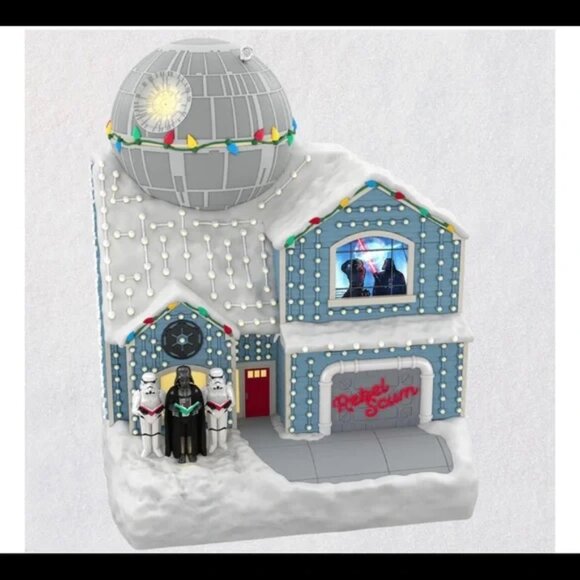 NIB Hallmark 2024 THE MERRIEST HOUSE IN THE GALAXY Star Wars Table Decoration - Picture 4 of 11